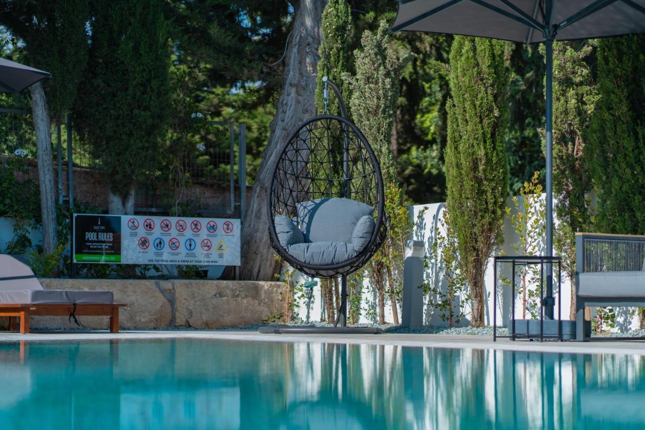 Silver Park Paphos Extérieur photo